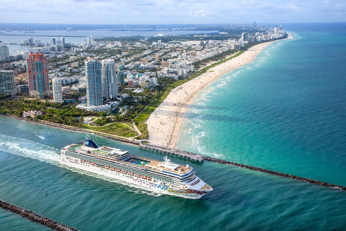 NCL Gem Port of Miami 700x